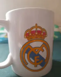 Kubek  oficial   REAL   MADRYT .* — ujęcie 2