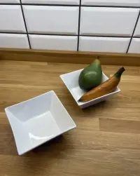 Kwadratowe poecelanowe miseczki — ujęcie 4