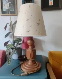 Lampa Asmuth-Leuchten drewniana — ujęcie 5