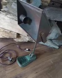 Lampa bankierka /gabinetowa. — ujęcie 3