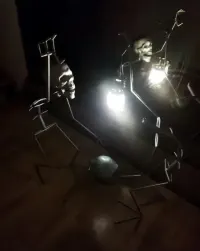 Lampa lampka ludzik kościotrup — ujęcie 5