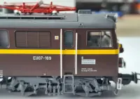Lokomotywa PIKO EU07-169 PKP ep. VI sterowanie cyfrowe PIKO 96372 "czekolada" — ujęcie 4