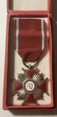 Medal Krzyż Zasługi srebrny PRL — ujęcie 5