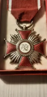 Medal Krzyż Zasługi srebrny PRL — ujęcie 2