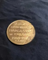 Medal moneta zjazd absolwentów handlowki w Kielcach — ujęcie 2