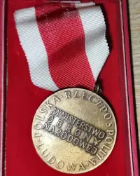 Medal Za Zasługi dla Obronności Kraju - Brązowy, PRL, Etui — ujęcie 2