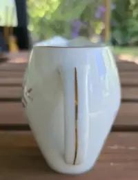 Mlecznik sosjerka porcelana Karolina róże PRL vintage shabby chic — ujęcie 3