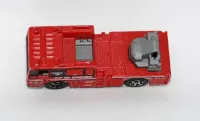 Model Resorak Auto Matchbox z serii Fire Engine MB698 1:64 Mattel 2006 — ujęcie 3