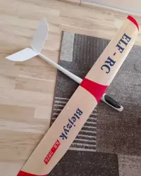Model  samolotu rc firmy Blejzyk Elf-1500mm-nowy-tanio-kompletny+nową baterię! — ujęcie 2