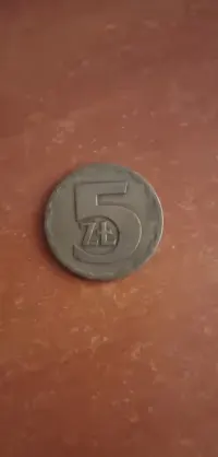 Moneta 5zł. Rok 1976 — ujęcie 3