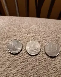 Monety 10 złotowe z lat 1985  86, 87, 88 — ujęcie 5