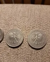 Monety 20 zlotych z lat 1985,88, 89,90 — ujęcie 3