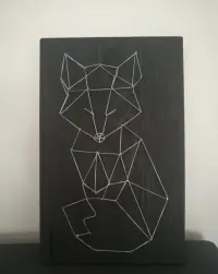 Obraz string art koliber/wilk/lis/sowa/jeleń/buldożek/kot — ujęcie 3