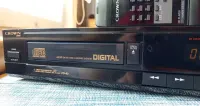 Odtwarzacz CD Crown cd-80 z pilotem — ujęcie 2