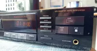 Odtwarzacz CD Crown cd-80 z pilotem — ujęcie 4