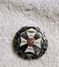 Odznaka Zwiazek Inwalidów Wojennych -PRL — ujęcie 4