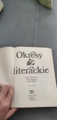 Okresy Literackie. Praca zbiorowa. — ujęcie 2