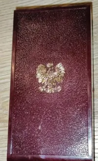 Order Odrodzenia Polski - Krzyż Kawalerski PRL | Zestaw z pudełkiem — ujęcie 3