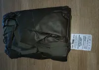 Peleryna oficerska nowa kolor khaki, wzór 213/MON — ujęcie 2
