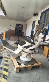 Piekny stary Fotel dentystyczny — ujęcie 2