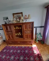 Piękny stary kredens witryna — ujęcie 2