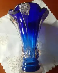 Piekny unikalny chaber stary flakon szklany  wtopione ozdoby 24.5 cm — ujęcie 2