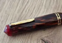 Pióro wieczne Wahl Eversharp Doric, Carnelian Pearl, Purse Pen, US, ca. 1934 — ujęcie 2