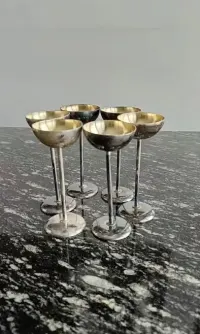Platerowane kieliszki — ujęcie 4