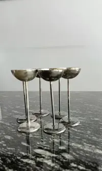 Platerowane kieliszki — ujęcie 2