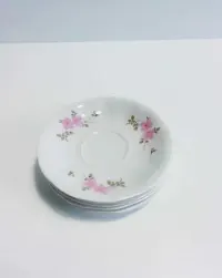 Podstawki pod filiżanki Vintage Karolina / Talerzyki pod filiżanki PRL — ujęcie 2