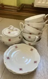 Porcelana PRL - nie kompletne zestawy — ujęcie 4