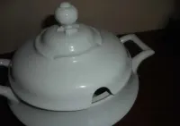 Porcelanowa duża waza z przykrywką-  zdobiona nr 1 — ujęcie 2
