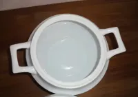 Porcelanowa duża waza z przykrywką-  zdobiona nr 1 — ujęcie 4