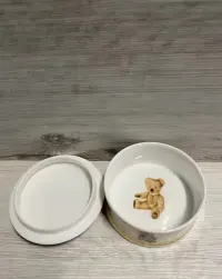 porcelanowe puzderko  kolekcjonerskie — ujęcie 4