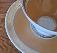Porcelanowe trio kawowo herbaciane — ujęcie 4