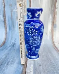 Porcelanowy wazon - motyw kwiatowy - kobaltowe zdobienia - vintage — ujęcie 2