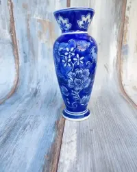 Porcelanowy wazon - motyw kwiatowy - kobaltowe zdobienia - vintage — ujęcie 4