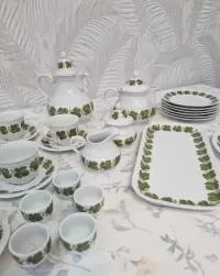 Porcelanowy zestaw śniadaniowy kawowy Edelstein lata 50-70 — ujęcie 5