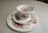 Porcelanowy zestaw śniadaniowy Trio firmy Royal Albert June — ujęcie 2