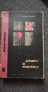 Ptaki z sadzy-Andrzej Wydrzyński — ujęcie 4
