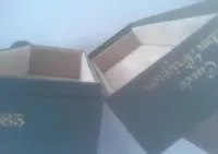 Puste pudełko po szampanie Cuvee Dom Perignon 1985  vintage — ujęcie 4