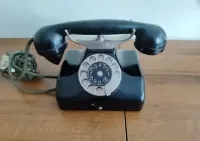 Retro Telefon Stacjonarny Polski — ujęcie 5