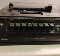 SABA 6068 Portable przenośny magnetowid vintage retro kolekcjonerski — ujęcie 2