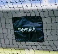 Siatka do bramki piłkarskiej SANDORA DERBY 300x200x120cm czarna — ujęcie 2