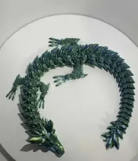 Smok kryształowy 3D - dł. 33 cm / 33 zł — ujęcie 3