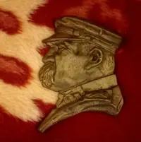 Solidnie wykononane półwieczne ozdoby do postawienia i na ścianę — ujęcie 2