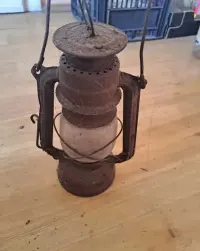 Stara lampa naftowa prl — ujęcie 4