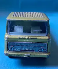Stare autko, resorak MATCHBOX DAF Building Transporter z 1971 roku. — ujęcie 4
