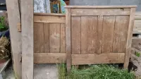 Stare łóżka, niekompletne. Cena za 2 szt. — ujęcie 4