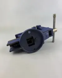 Stare solidne imadło stołowe 5kg szczeki 75 mm — ujęcie 4